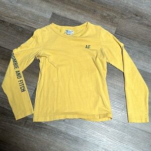 Abercrombie & Fitch Long Sleeve